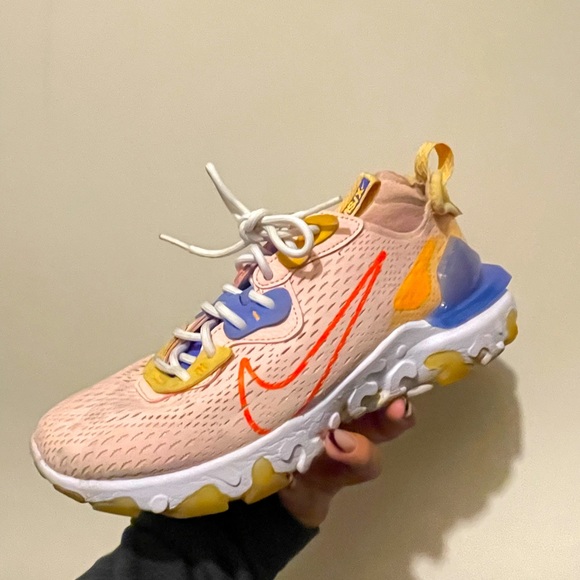 Nike women’s shoes size 9 - Picture 2 of 4